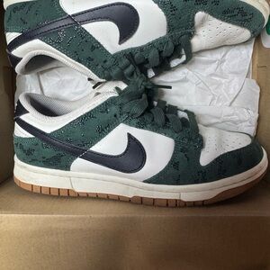 Nike Dunk Low Pro Green and Black Sneakers